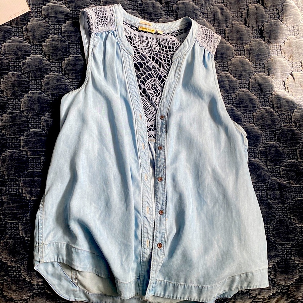 Anthropology holding horses denim button up tank